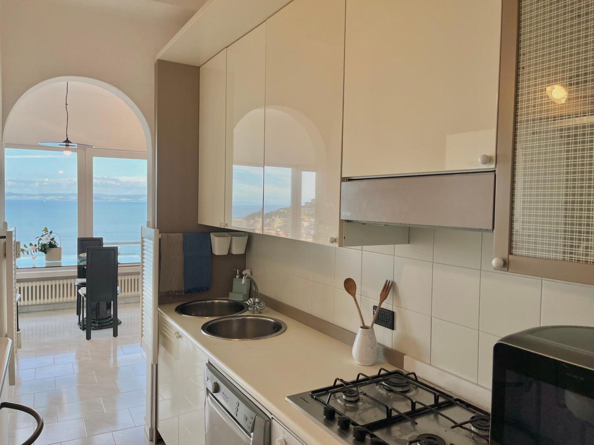 Porto Santo Stefano Vista Mare + Parcheggio Gratuito Διαμέρισμα Εξωτερικό φωτογραφία